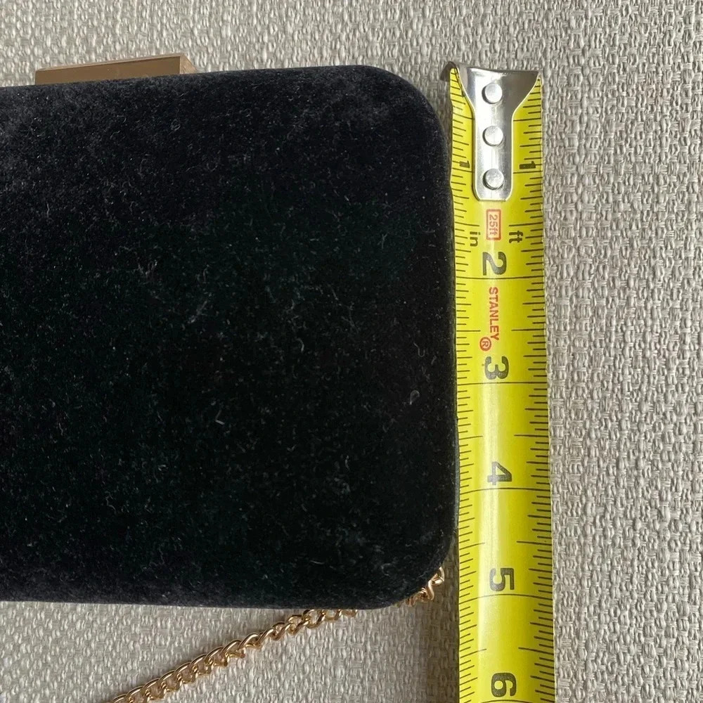 Danielle Nicole Disney Bag Sleeping Beauty Clutch… - image 8